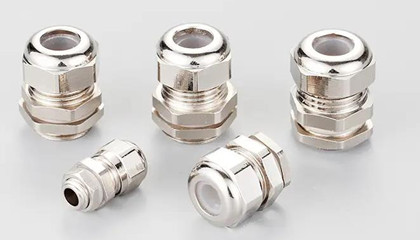 如何購買雨天用金屬電纜防水接頭？