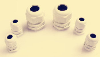 安裝塑料電纜接頭時需注意幾點？